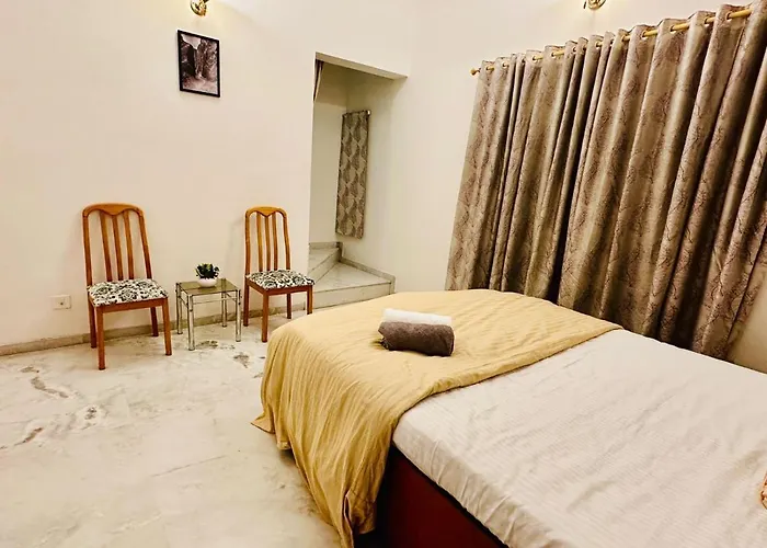 2Bhk Peaceful Row House By Abhibha Stays In Koregaon Park